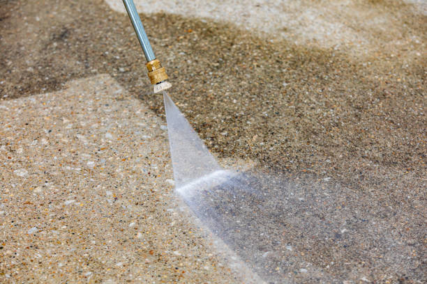 Best Sign and Awning Cleaning  in Lamoni, IA